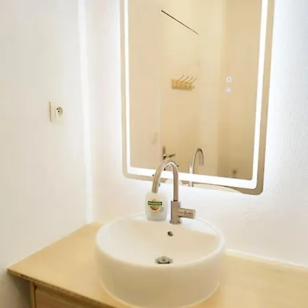 Ferienwohnung T1 Renove A Nîmes Exterior foto